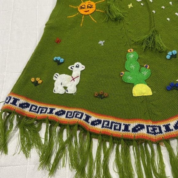 Kids Poncho - Picture 4 of 12